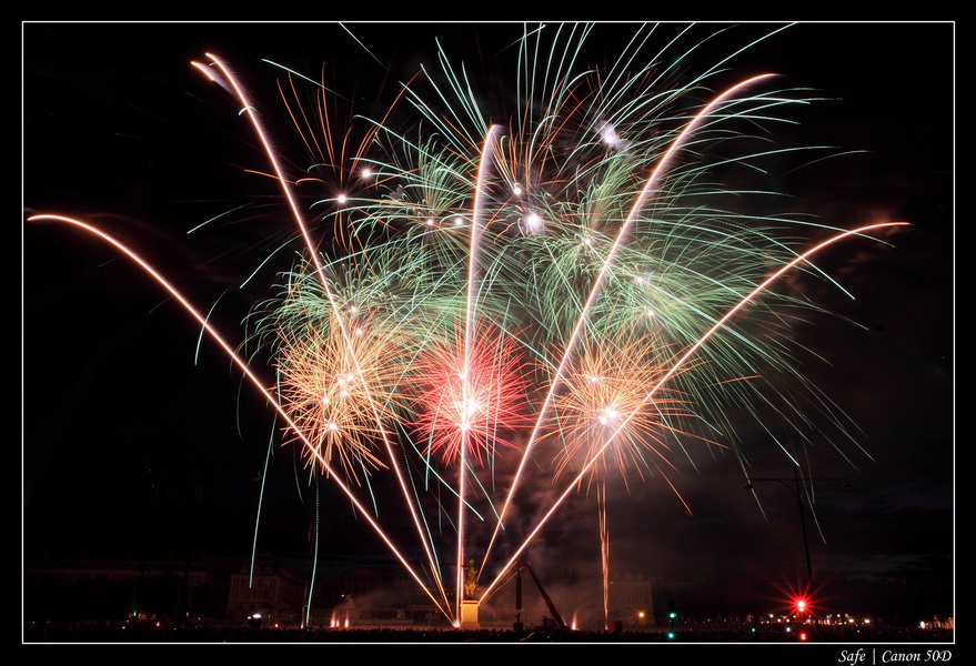2009   07   Feux artifice Versailles    13